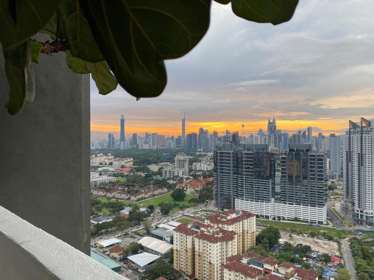 Skyline Garden 2 Bedrooms Homestay Near Klcc Kuala Lumpur Eksteriør billede